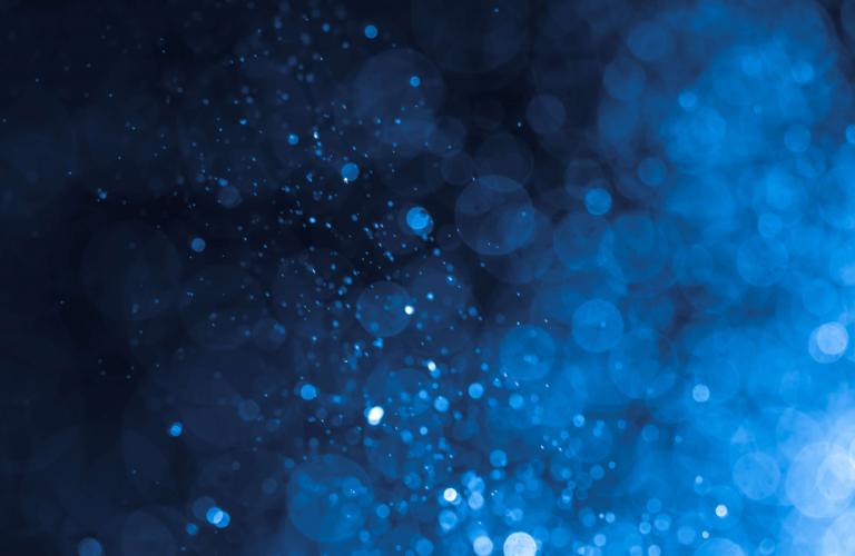 shutterstock_351059402(Blue bubble)