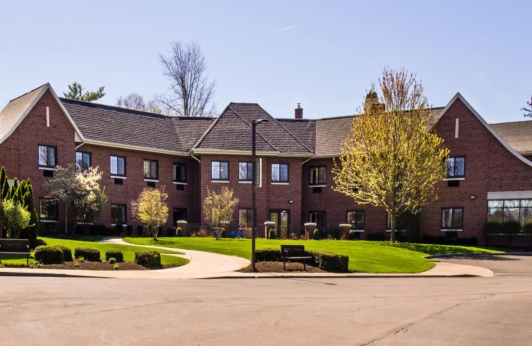 Senior Housing Approach_AdobeStock_267109940_resized