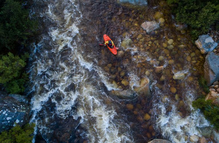 Navigating turbulent stream of water